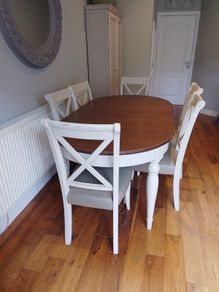 extendable table and chairs