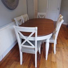 extendable table and chairs
