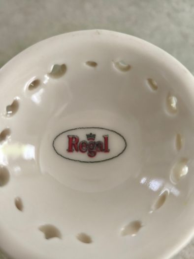 Vintage porcelain tealight holder. Bright white. Filigree. Cut out. Candle. Regal. Circa late 20th century.