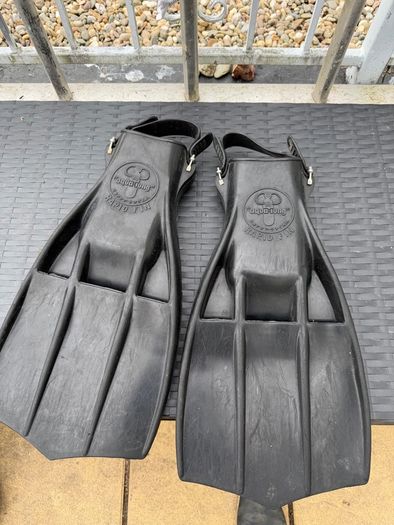 scuba fins - aquslung rapid fins