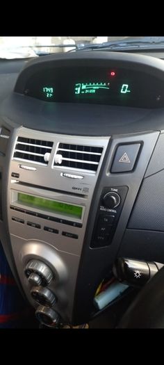Toyota Yaris 2008  Manual Transmission 1.0