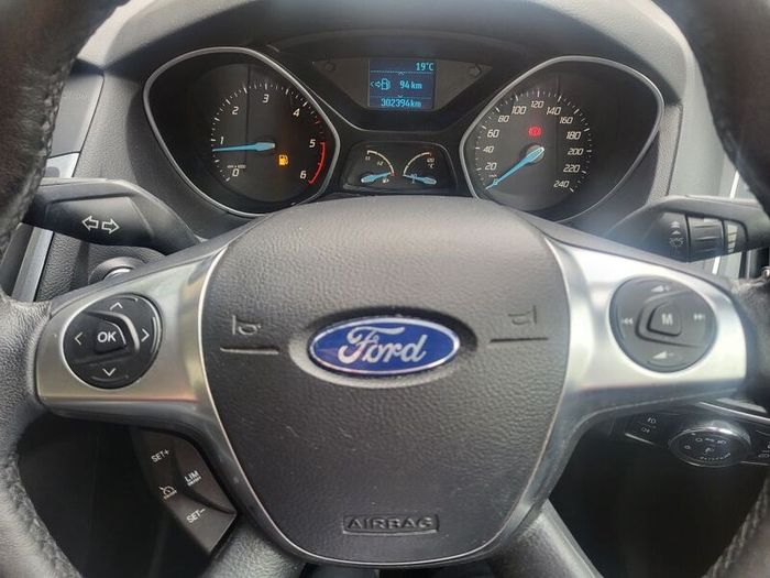 2013 Ford Focus Estate Titanium