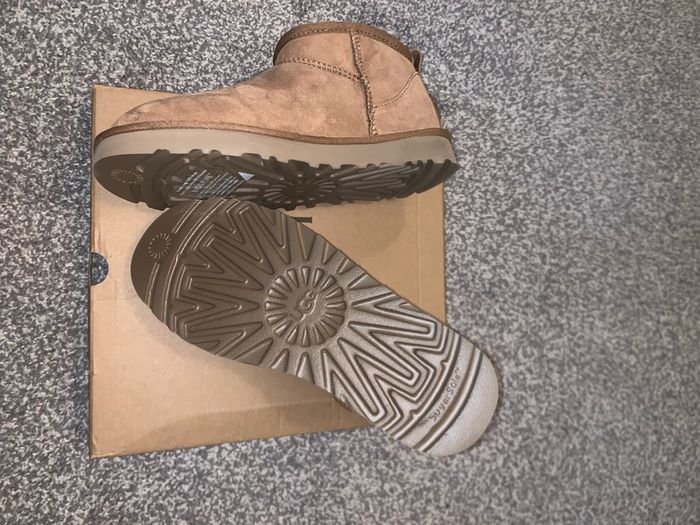 UGG Classic Mini II