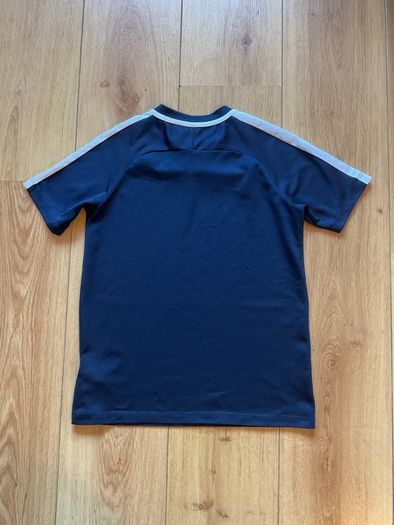 Boys Nike Dry Fit T-shirt 10-12years