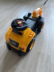 Ride On Megablocks digger