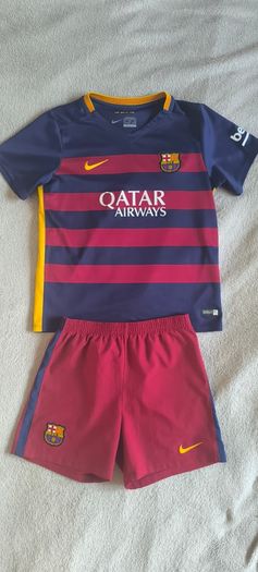 Official Fc Barcelona season 15/16 home kit kids/junior size 7/8