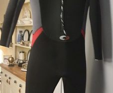 Wetsuit