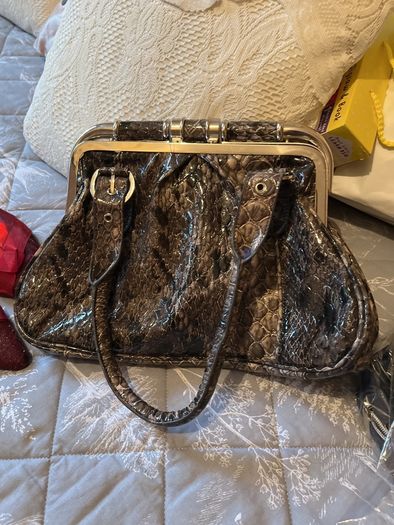 handbags