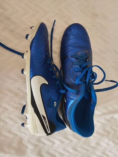 Nike Tiempo Soccer Boots