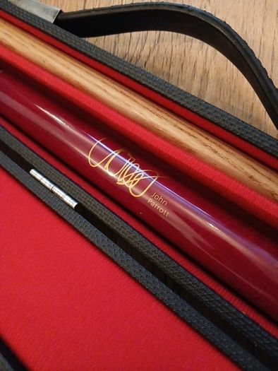 snooker cue and hardcase. John parrot.