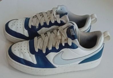 Boys Nike