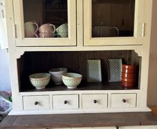 Kitchen display cabinet
