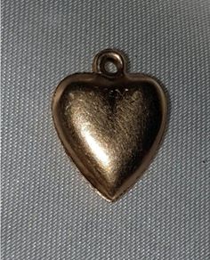 Pristine Vintage 14K Gold Heart Charm (M&M Maker)