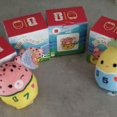 5 Squishmallows World Cup: 4 n.7 with box and tag. 1 n.5 with half tag no box. All 2