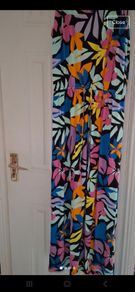 Maxi dress with tie belt.