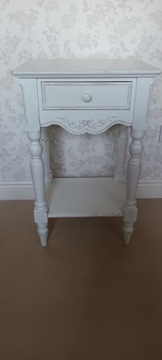 Country Corner Bedside Table