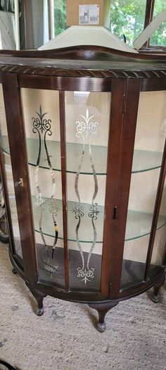 Display cabinet