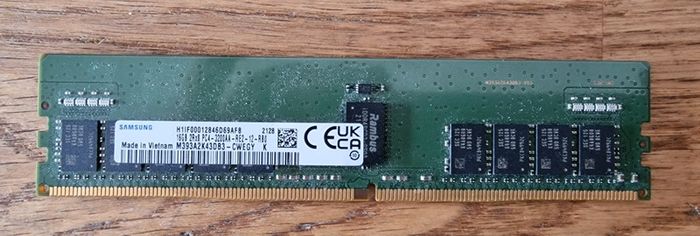 256GB (16x 16GB) Samsung DDR4-3200 RDIMM Server Memory