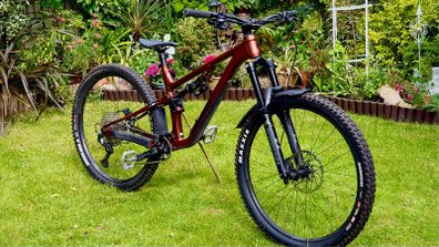 Brand new Merida 160 700 Enduro Bike 3950 New