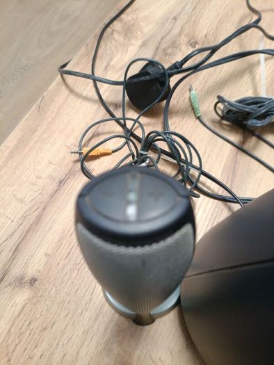 Harman Kardon Champagne Hk695 01 Multimedia 2.1ch Computer Speaker System