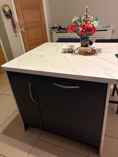 Kitchen for sale