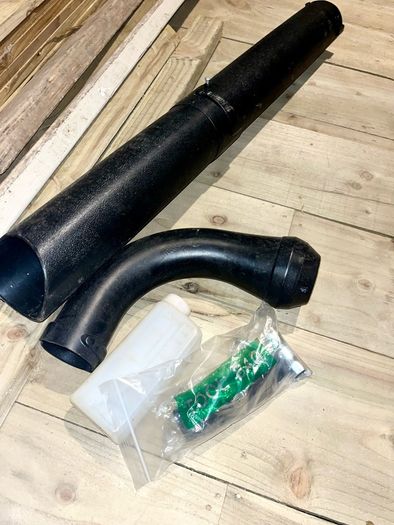 petrol leaf blower