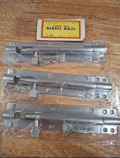 3x Barrel bolts