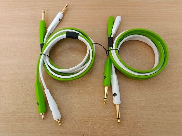 2x:  Neo by Oyaide d+ Class B RTS - RCA Plug To 6.35mm TS Jack Plug (stereo set)