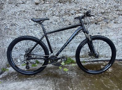 Carrera Vengeance Mountain Bike