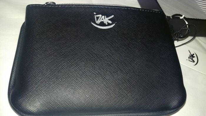 Brand New Izak Ladies Purse in Presentation Box