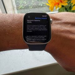 Apple Watch Series 10 (42mm GPS) - Pristine Condition (100% Battery) + Premium Bundle!