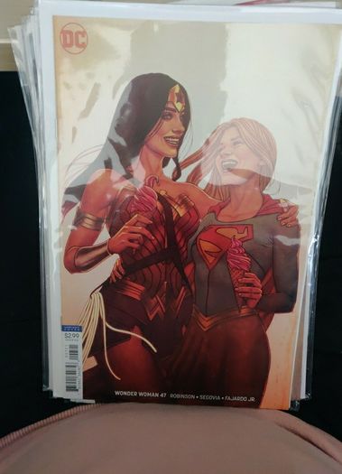 Wonder Woman Frison variants