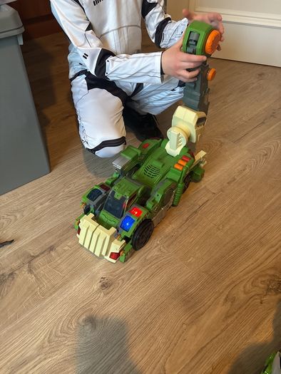 switch and go trex transformer toy