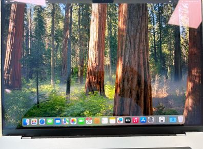 Macbook Pro 16 2021 M1 500ssd 16gbs like new
