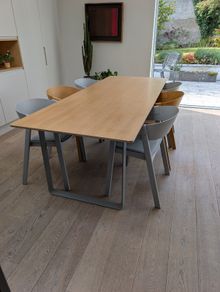 Dining Table & Chairs