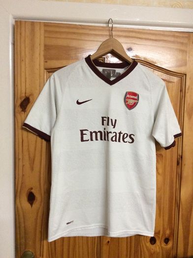 Arsenal FC. Official Nike Youths Age 13-15 Years /Small Mens Away Jersey. Collect In Dublin Or Receive Via Post.