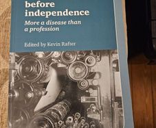 Irish Journalism Before Independence.  By Kevin Rafter. SIGNED  First Edition Paperback In Very Good Condition.  See Photos For Same
