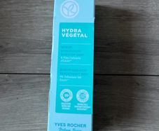 Yves Rocher Hyrda Vegetal Serum