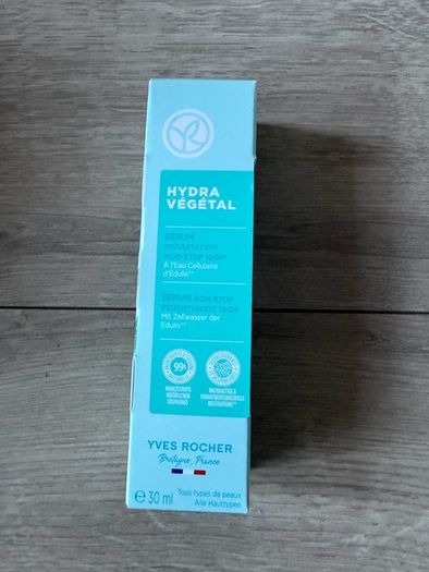 Yves Rocher Hyrda Vegetal Serum