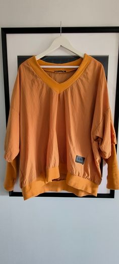 Slogan jumper, one size. L. 14-16