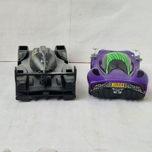 Scalextric Batman vs Joker Slot Car Twin Pack ( C4142 & C4140 TV Street supercar )