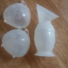 Haaka breastmilk collectors