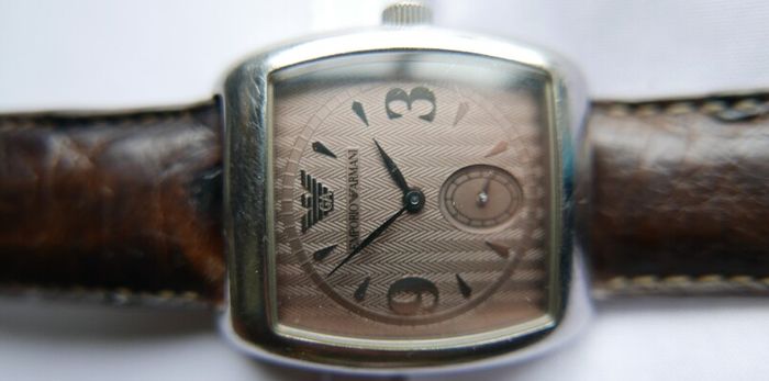 Vintage EMPORIO ARMANI Analog Leather Brown Watch 50 meters/5 ATM
