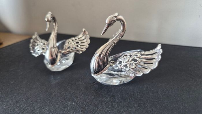 Rare vintage swan-shaped salt cellars crafted from 925 silver and cut crystal