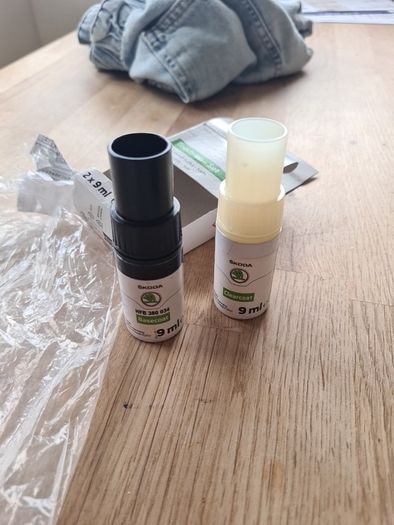 Skoda Black Magic Touch Up Paint