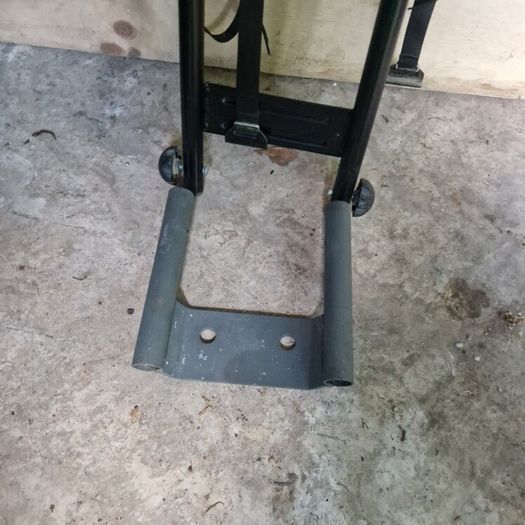 tow bar bike rack bolts to towbar