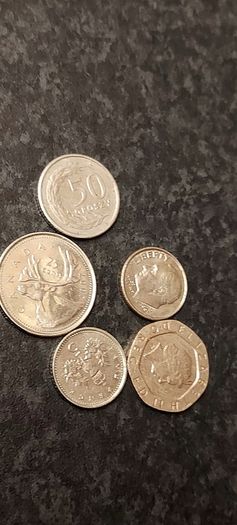 5 x coins,,,sold as is ,see pictures for condition, price includes post to anywhere in Ireland thank you, for the 5