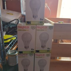 5 LED light bulbs (E27 6W)