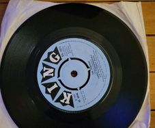 Larry Cunningham And The Mighty Avons The Emigrant The Fugitive
