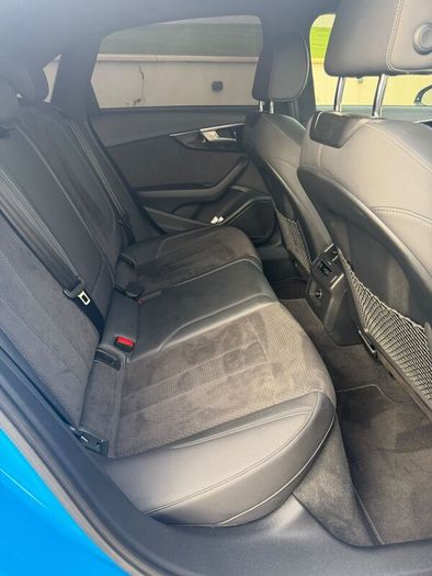 Audi A4 2021